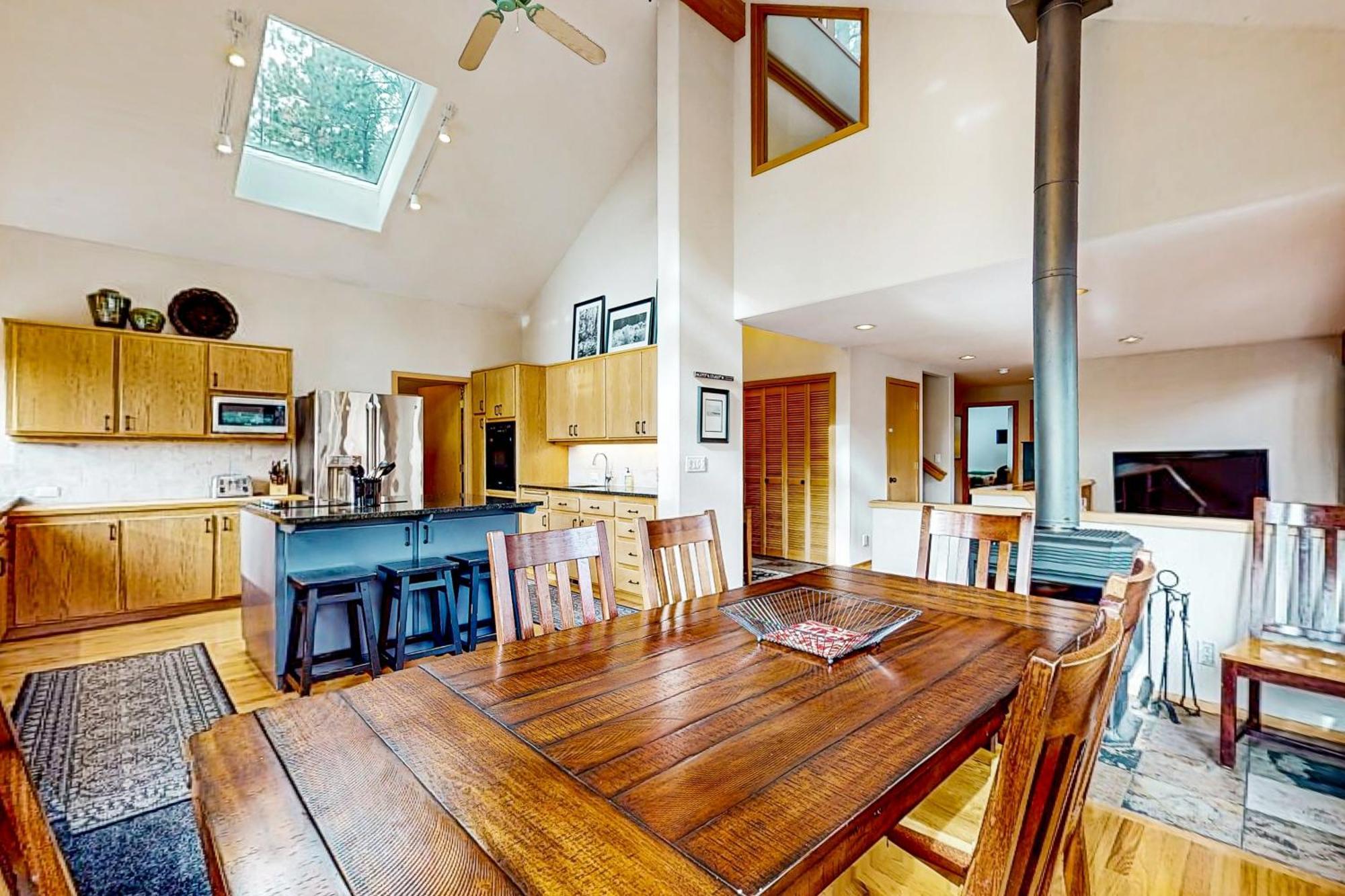 Black Butte Ranch: Hilltop Getaway エクステリア 写真
